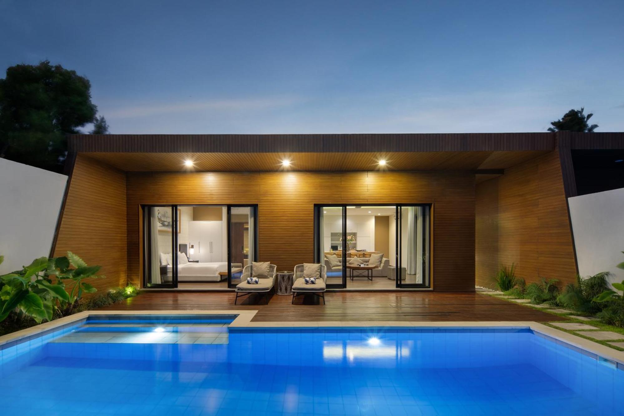 The Claremont Luxury Villas Семиньяк Экстерьер фото