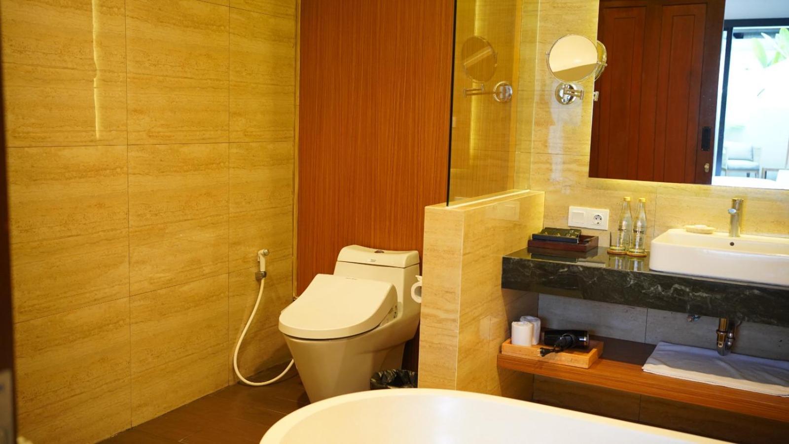The Claremont Luxury Villas Семиньяк Экстерьер фото