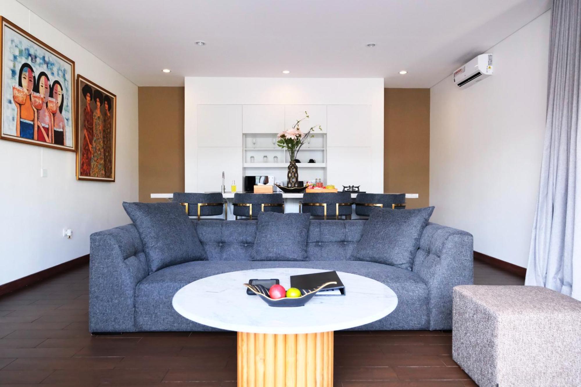 The Claremont Luxury Villas Семиньяк Экстерьер фото
