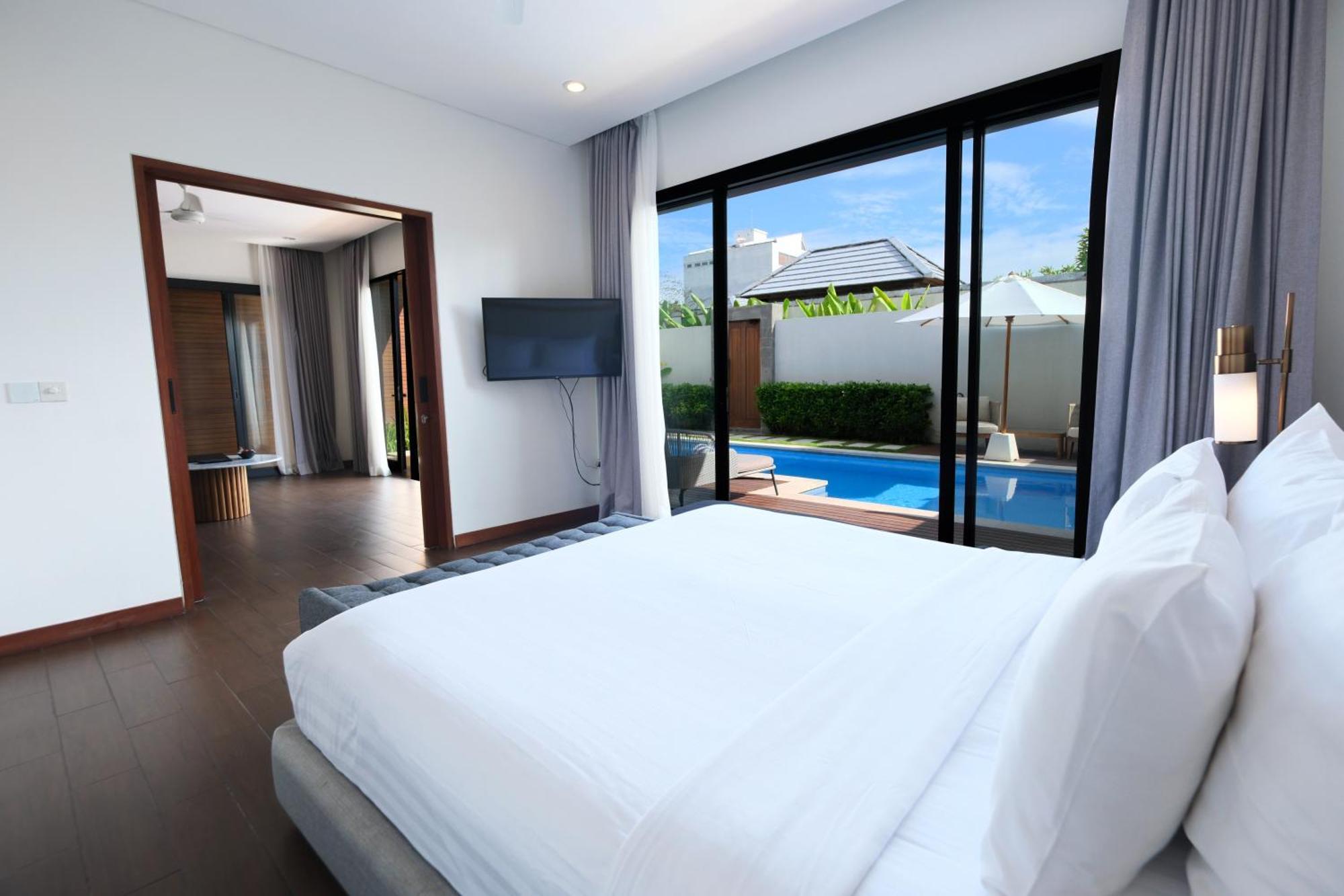 The Claremont Luxury Villas Семиньяк Экстерьер фото